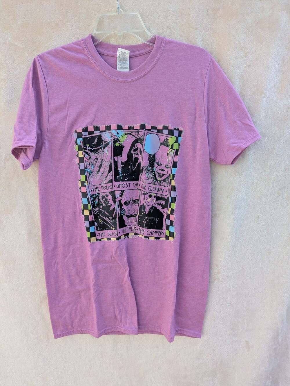 Gildan Softstyle Horror Tarot Cards Graphic Print T-Shirt Medium Pink